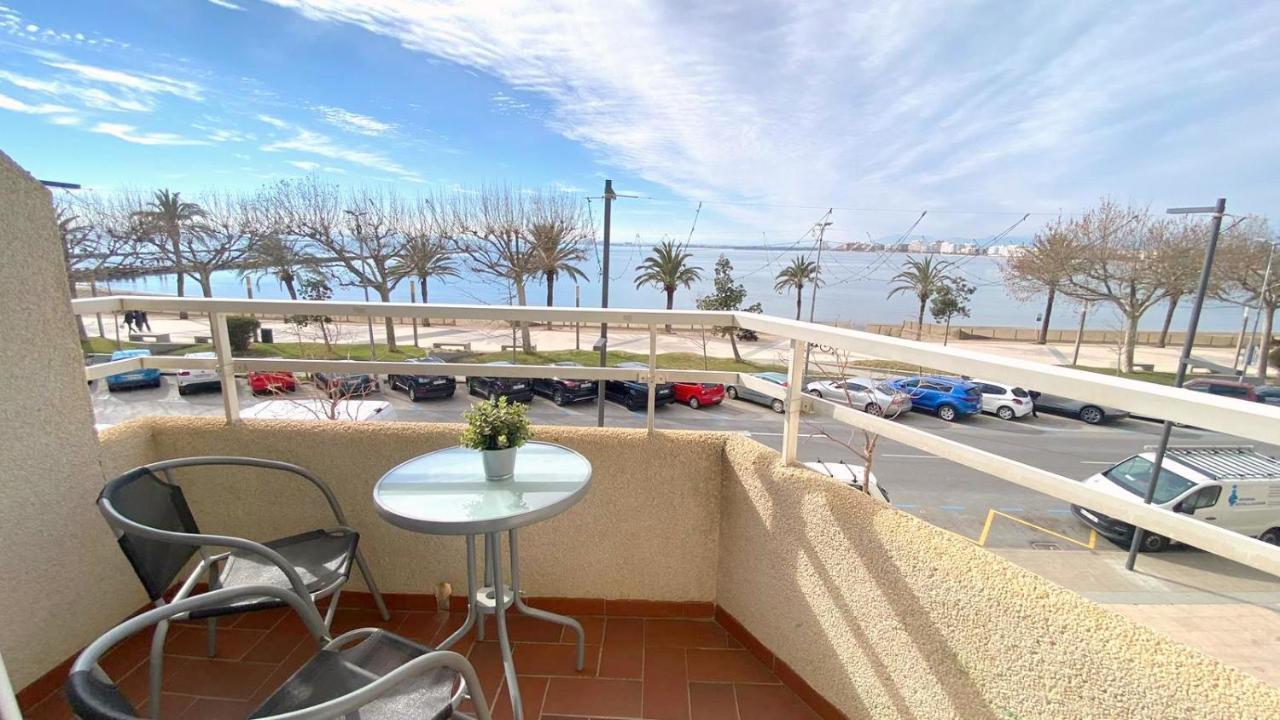 Apartmán Rhode 1B Roses Exteriér fotografie
